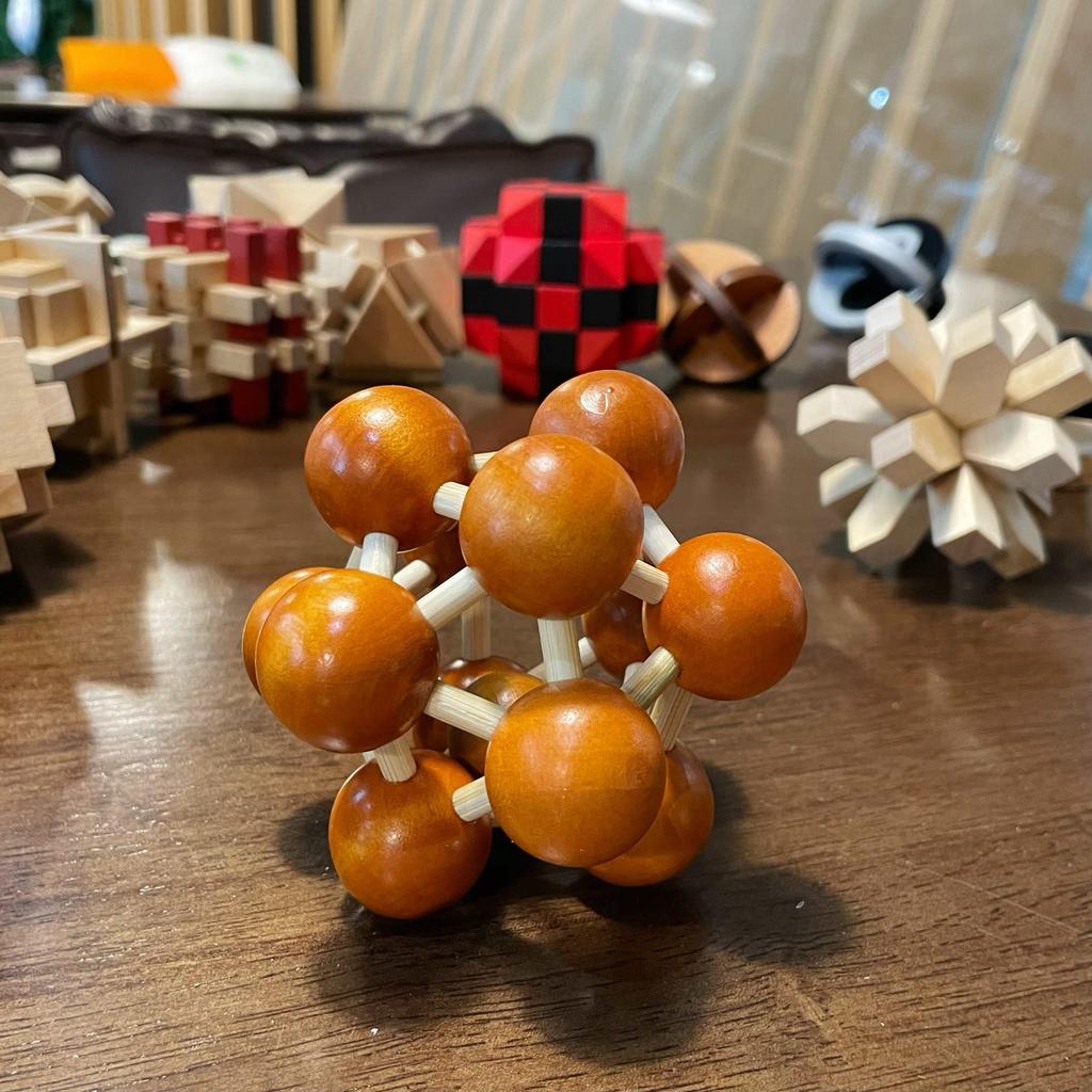 Luban Lock Puzzle Unlock Interlock Game IQ Test Wooden Brain Teasers For Adults Kids Logic Smart Mind Challenge Educational Toys