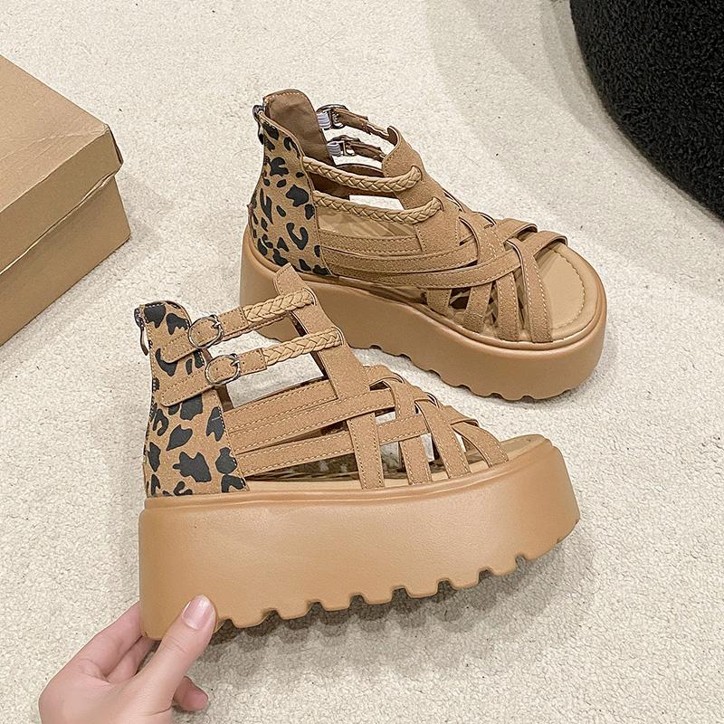 Мода 2025 Дизайнеры Женские Летние Сандалии Открытый Носок 8СМ Платформа Танкетка Кроссовки Женская Повседневная Обувь Пляжные Сандалии Женские