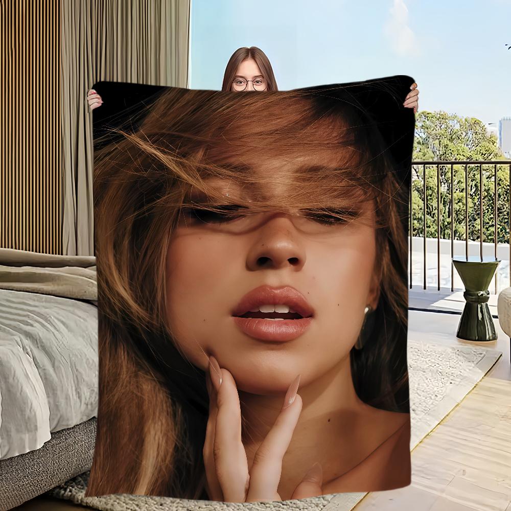 T-Tate McRae So Close to What Blanket Flannel warm comfort soft plush blanket For Picnic Beds Sofas Homes And Bedrooms