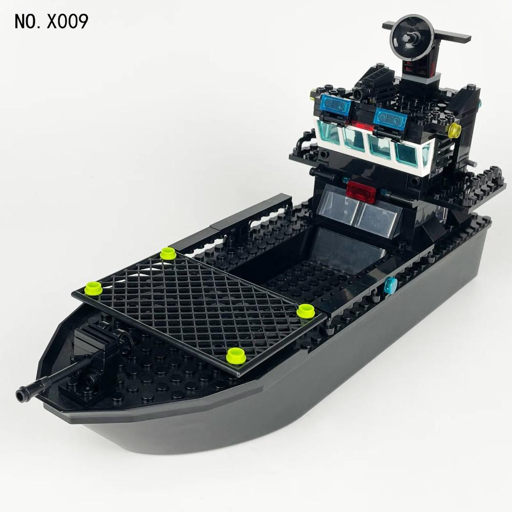 Ship Building Blocks Humanoid Dolls kids' birthday gifts Cartoon Characters Mini Doll Gift Creative Building Toys Boat Model
