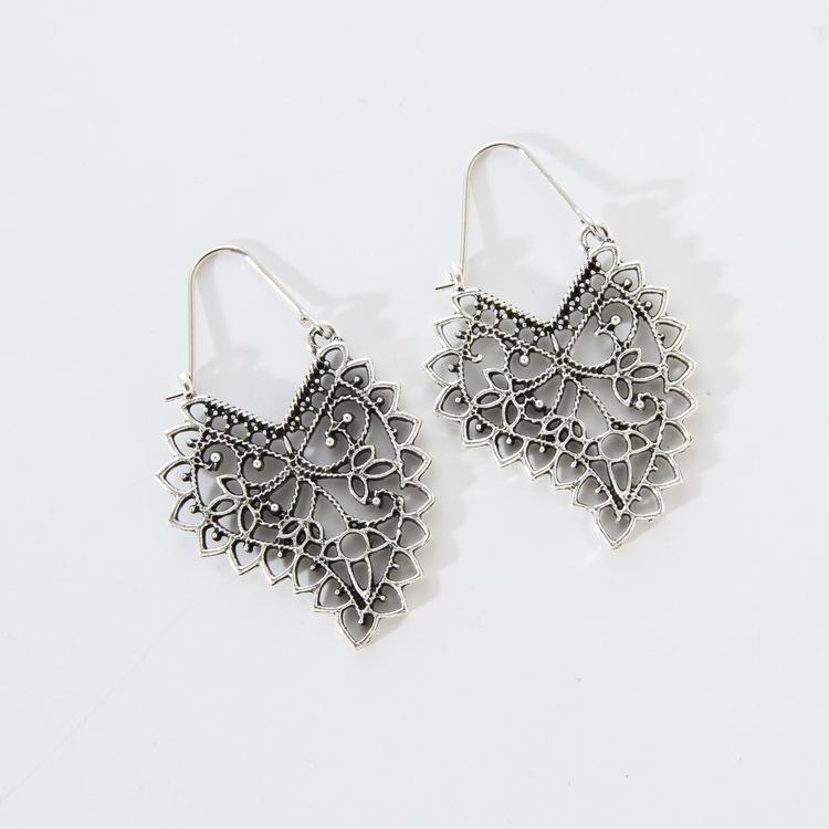 Этнический стиль Простой сплав Узор Полые ушки Подвеска