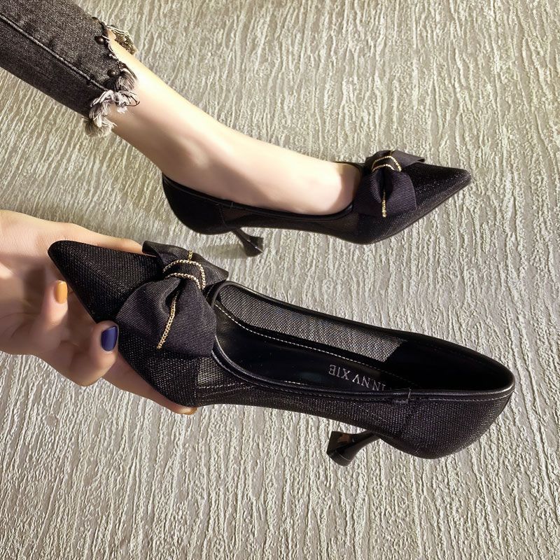 Корейская версия марлевые дышащие бантовые шипы сексуальные тонкие каблуки высокие каблуки 2024новая модная универсальная обувь для женщин летнее время