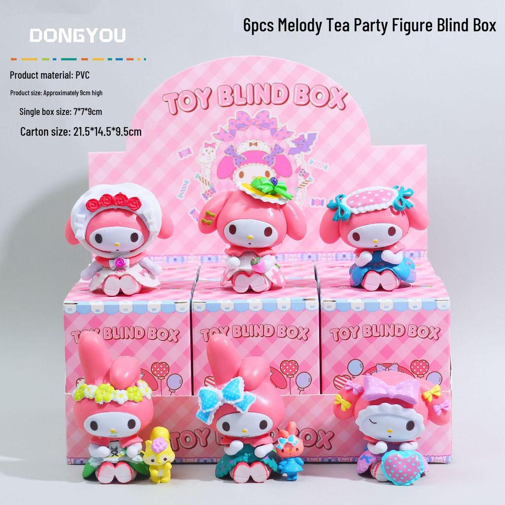 Набор слепых коробок Sanrio Красная клубника: Милые Ручная Роспись Мультяшные Фигурки, Куклы из Автомата с Призами, Девочковые Настольные Украшения в Форме Сердца