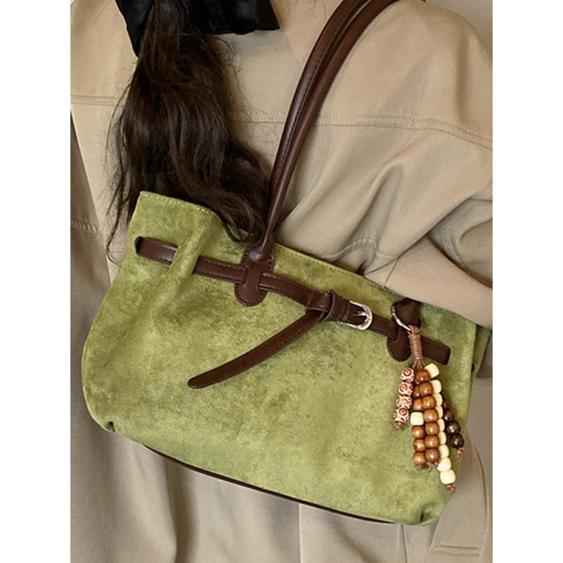 Сумка женская 2026 новая вместительная замшевая сумка-тоут ретро универсальная сумка под мышку простая сумка для commuters