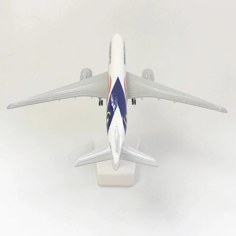 Масштаб 1/400 20 см Модель самолета Malaysia Airways A350 Самолет Игрушка Металлические литые модели самолетов Коллекция для подарков детям
