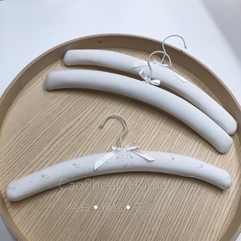 Clothes Hanger White Vintage Colorful Flower Embroidery High-End Sponge Fabric Linen Pure Cotton Light Luxury Home Life Storage