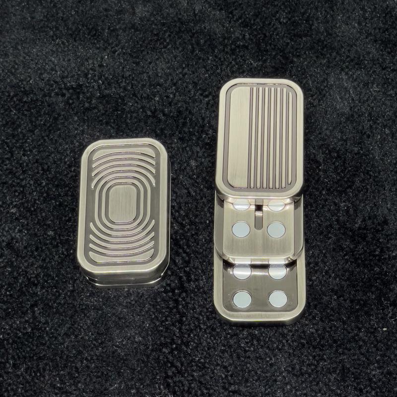 Douyin Cross-Border EDC Металлические игрушки-фиджет: Всплывающие монеты, толкающие карты и слайдер для слепых коробок