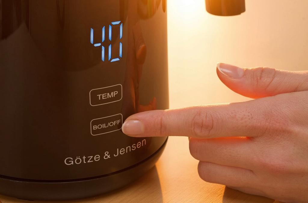 Götze & Jensen Kt730K 2200 W 1 Electric Kettle Black 1 Pc