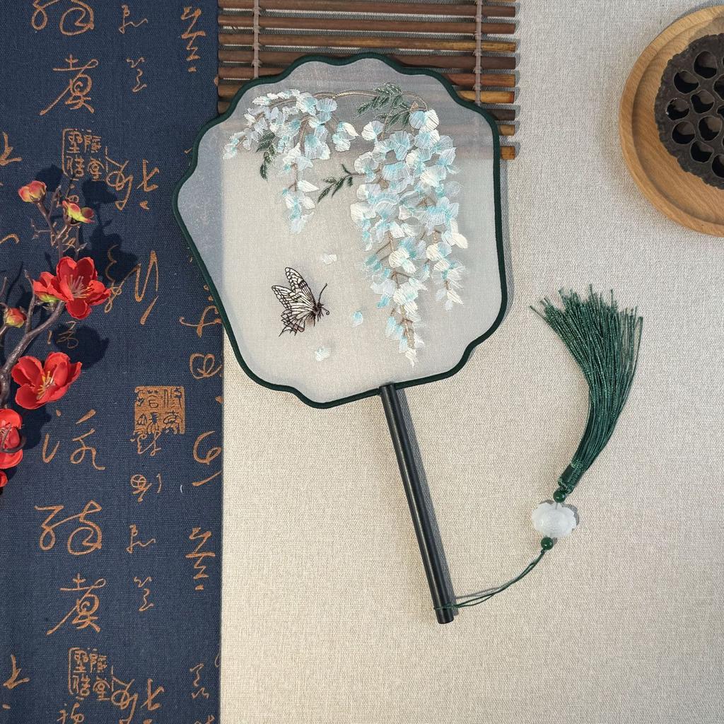 С кисточками китайский вышитый веер в китайском стиле туань фан товары для вечеринок шелковый веер китайская свадьба