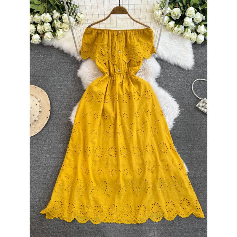 Vacation Style off-Shoulder Waist Slimming Embroidered Dress