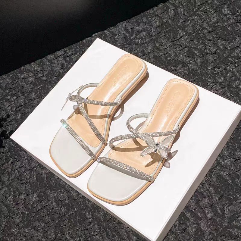 Модные сандалии женские шлепанцы со стразами 2025 лето новые модели не устают, плоскостопие носить сандалии женская обувь