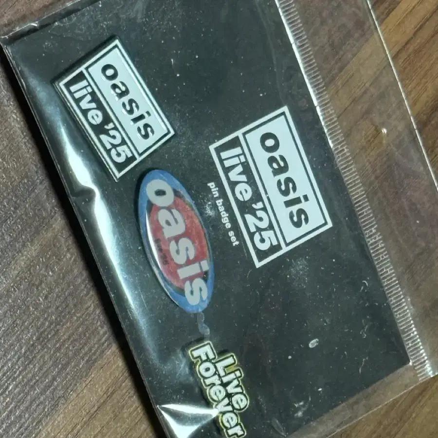 Oasis Tour Badge