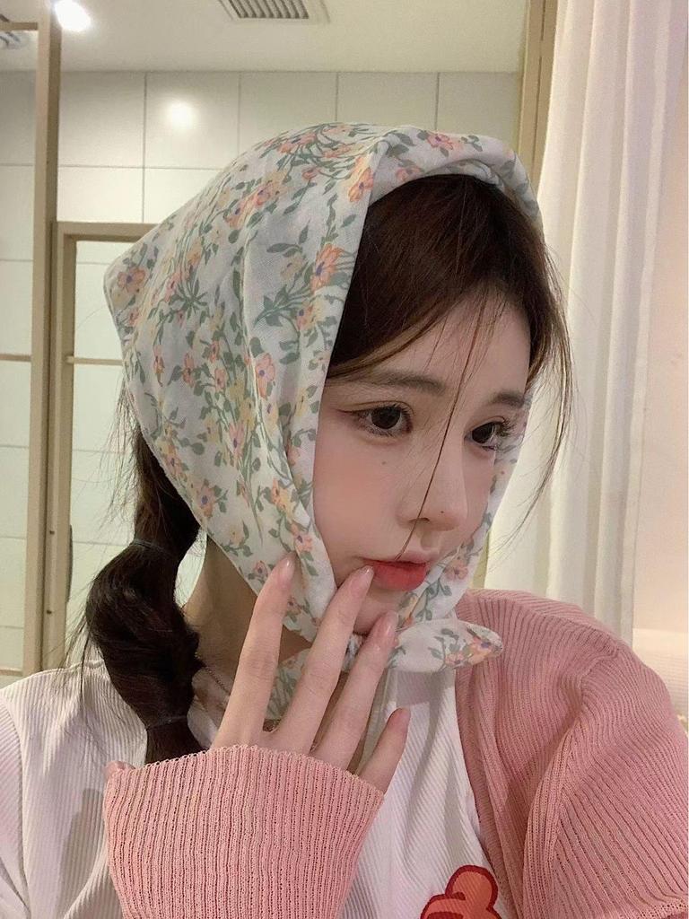 French Lace Triangle Scarf with Beige Floral Design, Retro Headscarf, Hairband, Bag Accent, and All-Match Ribbon Scarf