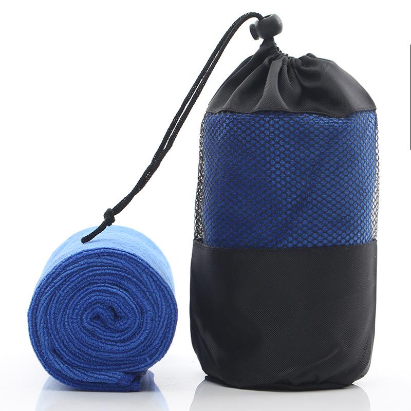 Custom Logo Sports Towel: Sweat Absorbing Towel for Running, Yoga, Gym, and Outdoor Activities.