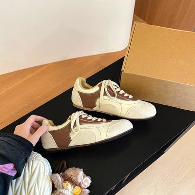 У Чжао Рут такие же ретро контрастные цветные кроссовки на плоской подошве в немецком стиле для тренировок, спортивные и повседневные кеды Forrest Gump в стиле джерси, новая модель 2025 года