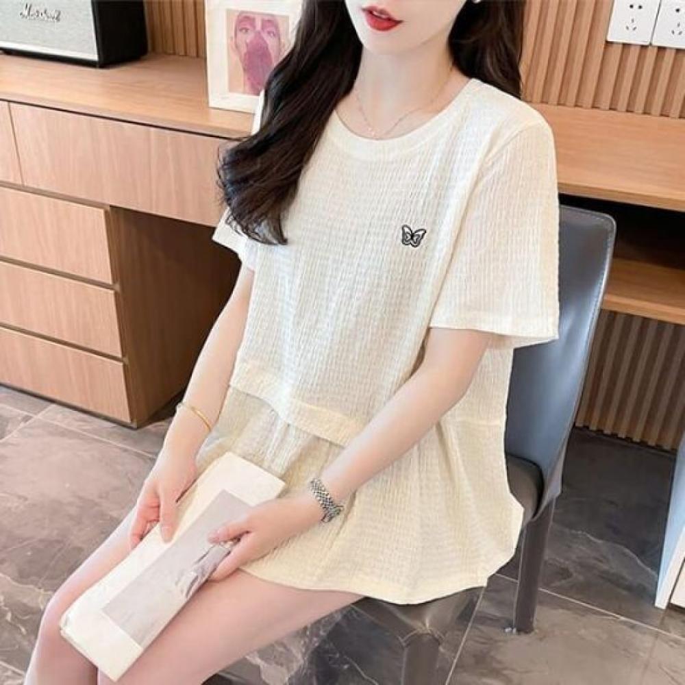 Navava Women BuTTerfly Embroidery ShorT Sleeve T shirT nT2805