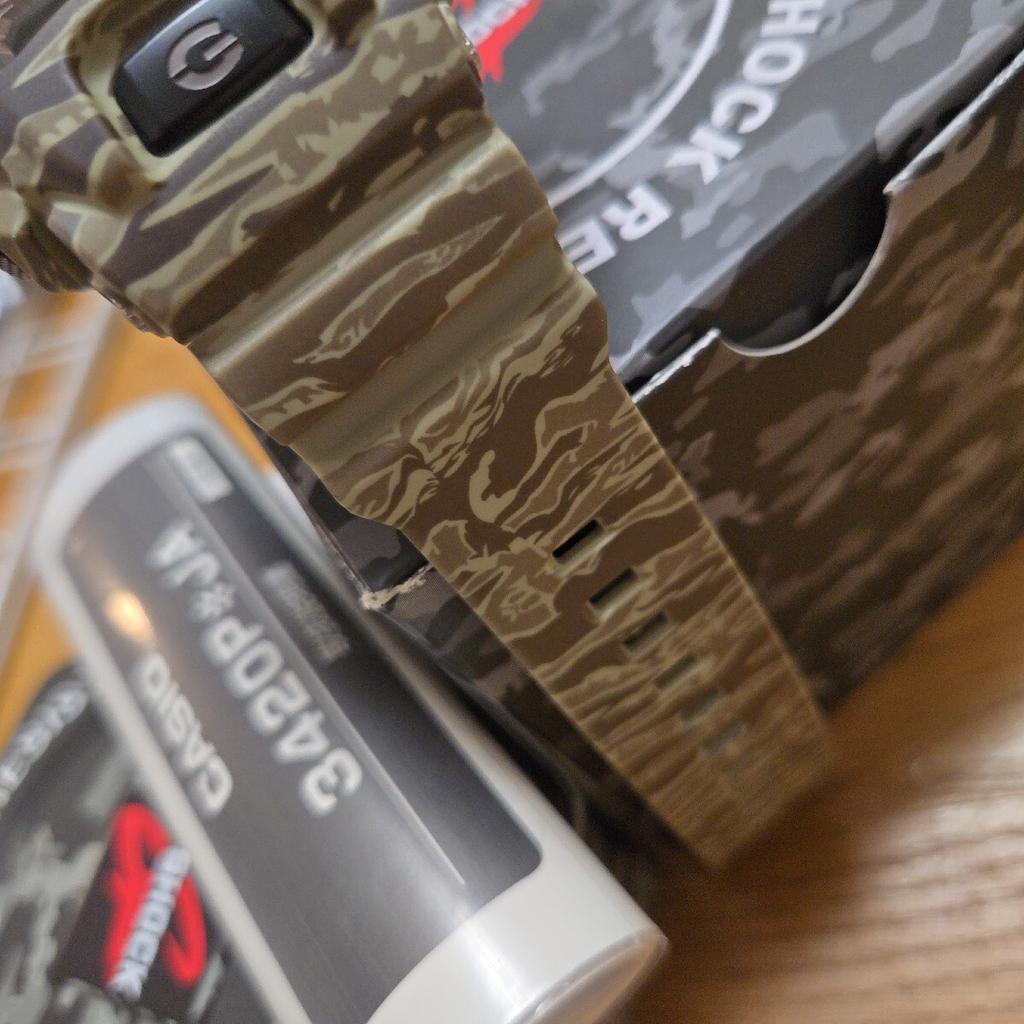 Casio Камуфляжный Тигрово-Зеленый в комплекте с G-SHOCK GD-X6900CM-5JR. теги.