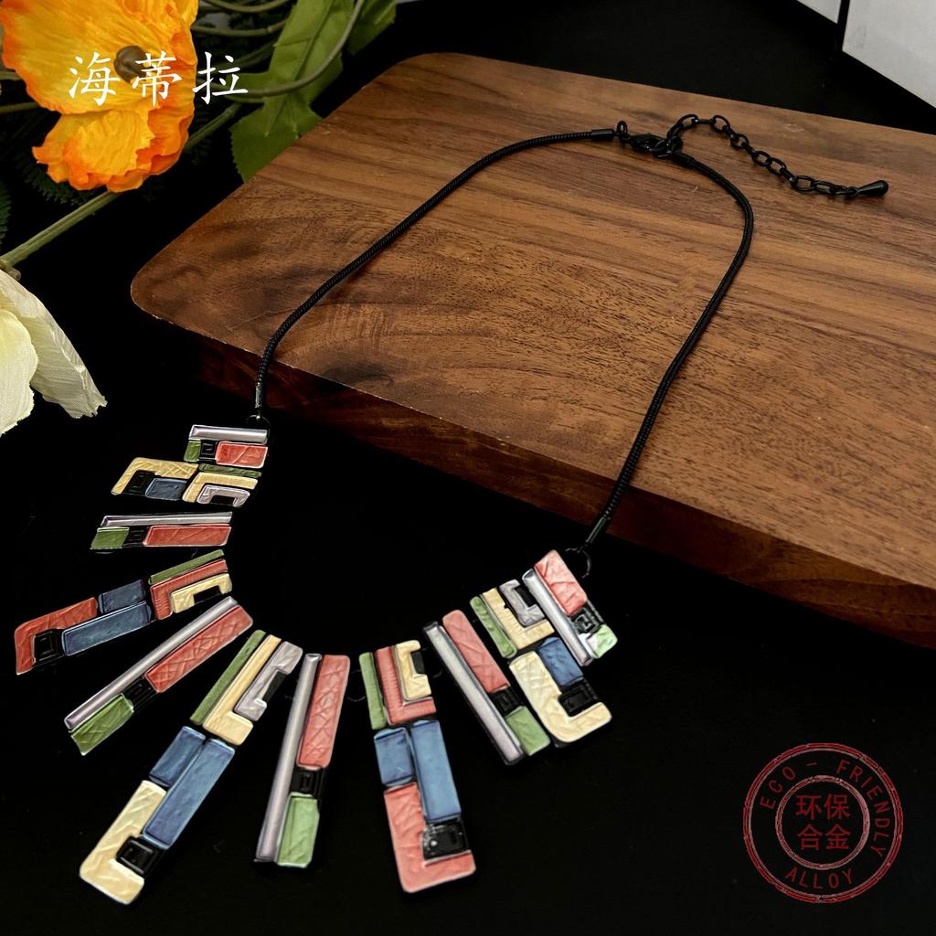 Новое цветное ожерелье с нерегулярным тотемом, богемное ожерелье-тотем для банкета для леди