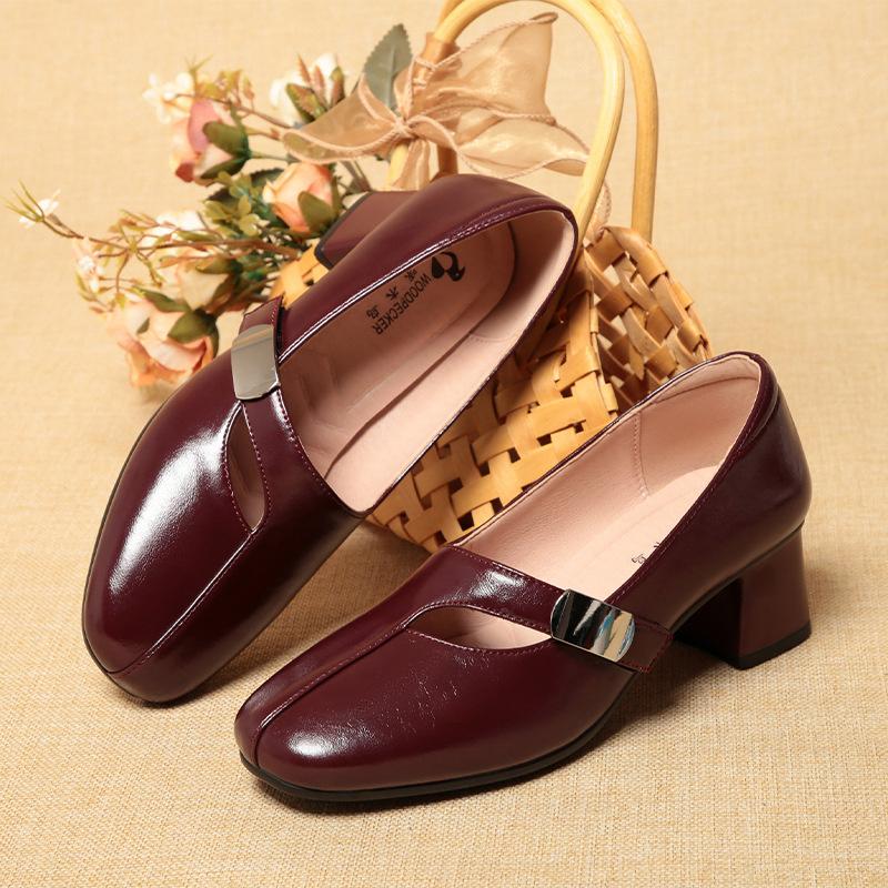 Light Mouth Single Shoes Soft Soles Mother Thick Heels Fashionable Middle-Aged Leather Shoes With One Foot Elegant Comfortable