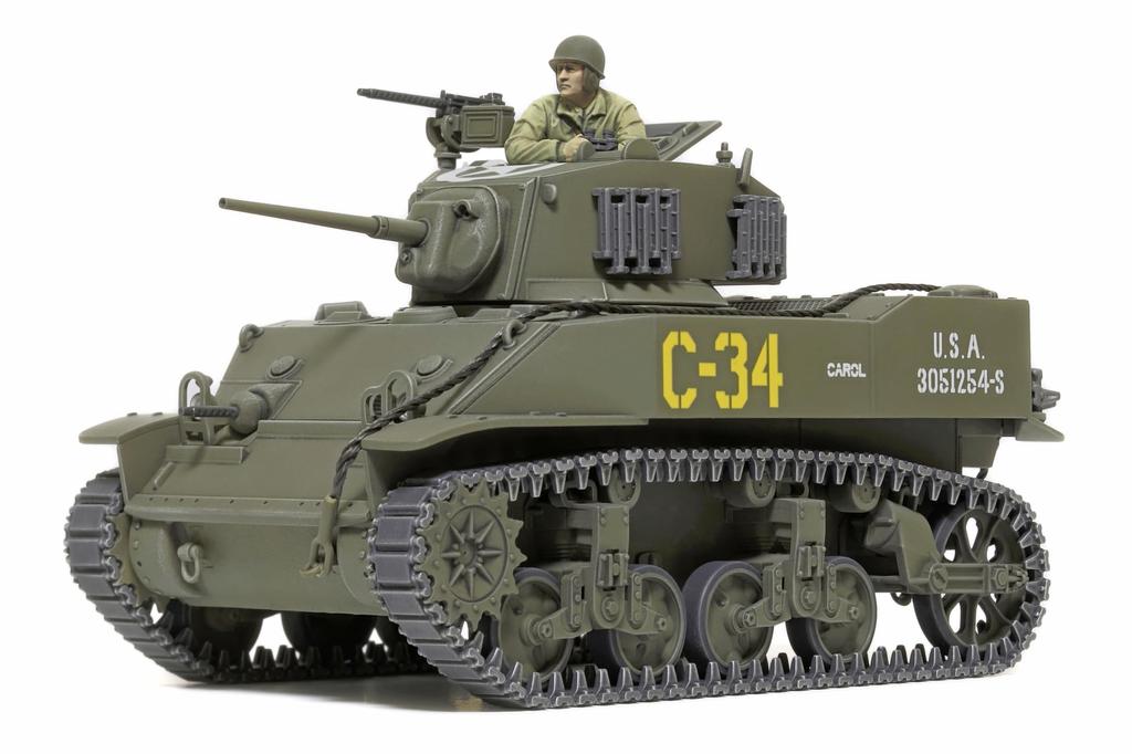 Tamiya 1/48 Military Miniature Series No. 106 American Light Tank M5A1 Stuart Plastic Model 32606 (Tank)