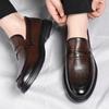 2024 Новые кожаные мужские туфли, мужские универсальные лоферы, офисные туфли без застежек, мужская обувь на плоской подошве для свадебной вечеринки, повседневная обувь для отдыха на открытом воздухе