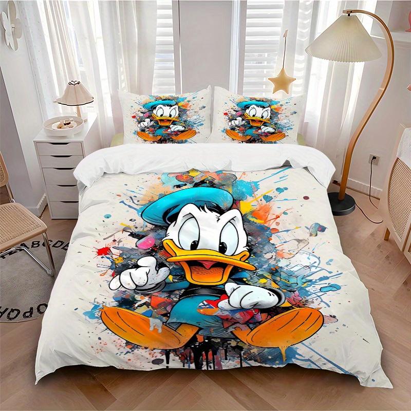 3pcs Donald Duck Art Bedding Set, Includes Quilt Cover and Pillowcases, Suitable for All Seasons, Machine Washable, Ideal Gift for Family an