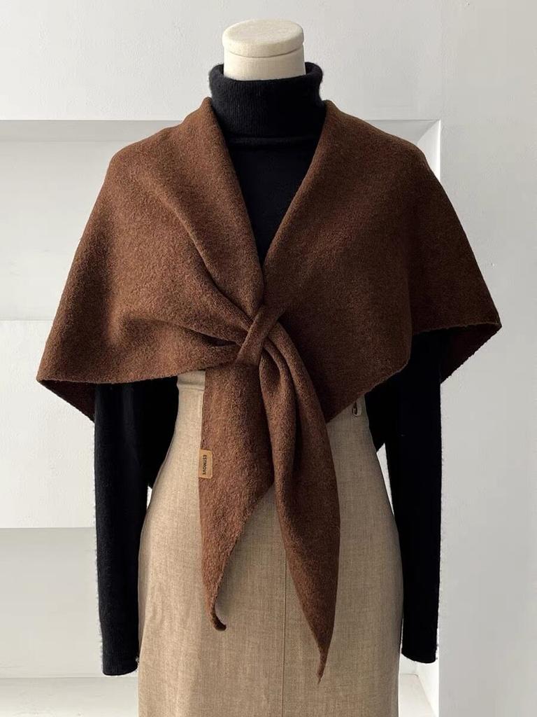 Triangular shawl outer women's new triangular large solid color scarf young fashion high sense versatile