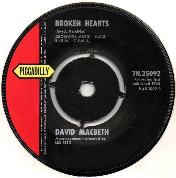 7-дюймовая пластинка DAVID MACBETH - A Very Good Year For Girls 7N35092 Piccadilly 1963 UK Поп Б/у