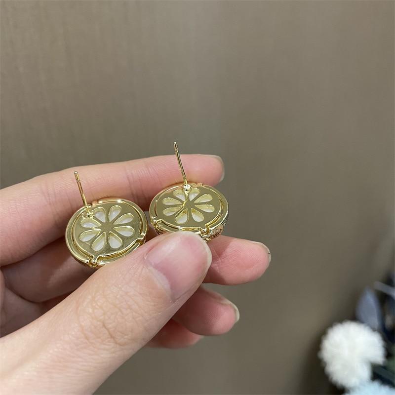 Simple Stylish Hollow Pearl Stud Earrings New Korean Style Jewelry