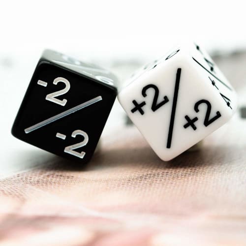 HDdais Dice Counter, D6 Dice, White +1/+1 and Black -1/-1, for Magic: The Gathering and Other Games, CCG MTG, CA501