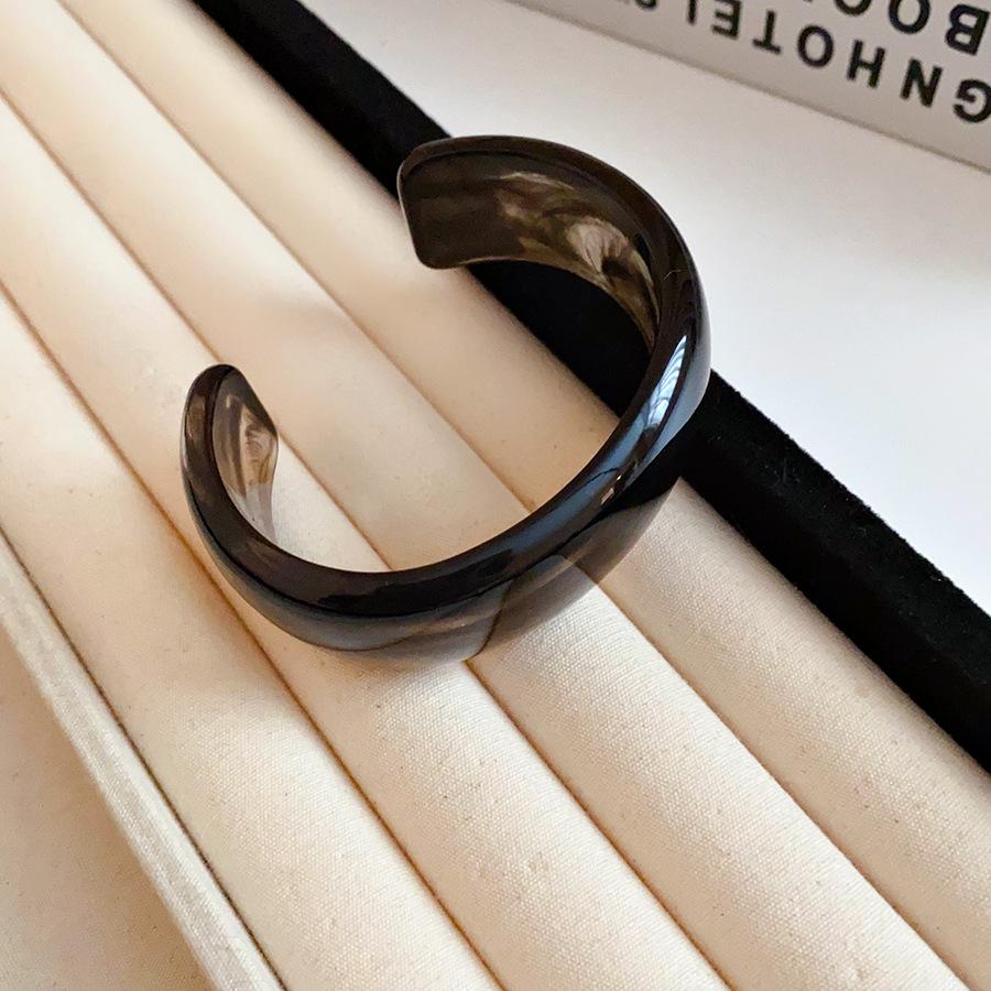 Round Smudging Bangles for Women European and American Punk Acrylic Cuff Bracelets Goth Geometric Charms Wristband Jewelry M1