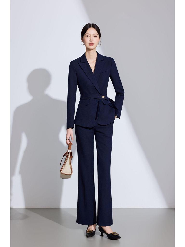 Элегантный женский костюм-блейзер с длинным рукавом: Современный, Роскошный, Стройнящий, Повседневный, Идеальный для Рабочего места или Проведения Мероприятий.