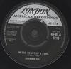 7-дюймовая пластинка ДЖОННИ РЕЙ - В СЕРДЦЕ ГЛУПЦА 45HLA9216 London Records, 1960 Великобритания Рок Б/У