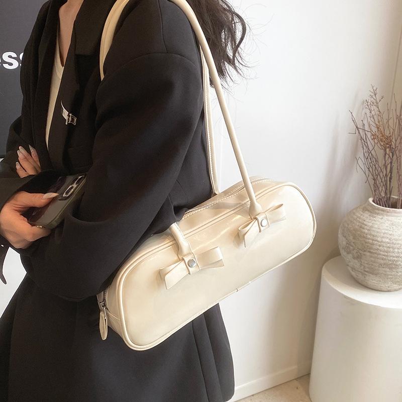 Сумка через плечо для женщин 2024 года, новая, высокая чувственность, женская, большая емкость, нишевый дизайн, знаменитость, взрыв, сумка через плечо