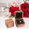 Коробка для хранения колец Эксклюзивный футляр для хранения обручального кольца С бархатной подкладкой Дерево грецкого ореха Квадратный дизайн Компактный органайзер для ювелирных изделий