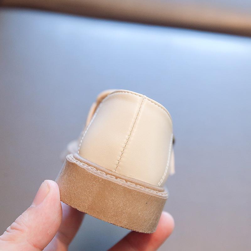 Новое поступление Туфли на мягкой подошве Винтажные Лоферы для Девочек, Повседневные Балетки и Туфли для Выхода Обувь для Девочек Удобная Молодежная Обувь