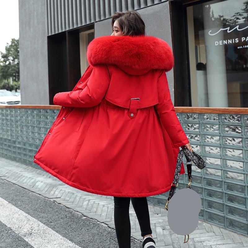 Зимняя женская куртка с хлопковой подкладкой средней длины с большим меховым воротником и флисовым пуховым утеплителем Пальто с подкладкой
