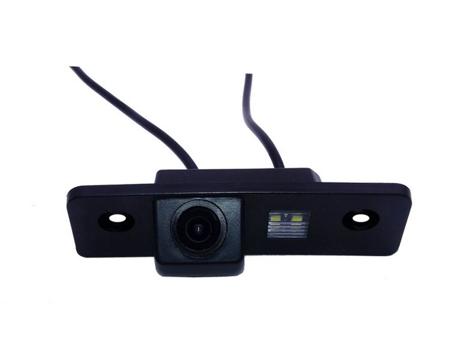 Compatible with Focus Hatchback, Chevrolet Epica, and Cruze: Integrated HD Rear View Car Camera.
