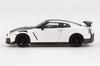 Sunrich MINI GT Nissan Nismo 2024 Brilliant White Pearl Готовая модель 1/64 GT-R (Правый руль) MGT01045-R