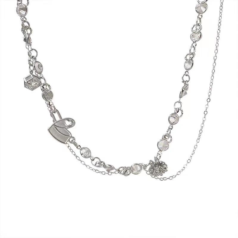 Super flash love zircon double-layer collarbone chain female ins cold wind design sense stacked necklace high-grade neck chain