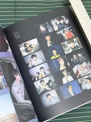 Сегодня будет представлена продукция BTS, включая фотоальбомы и открытки.
