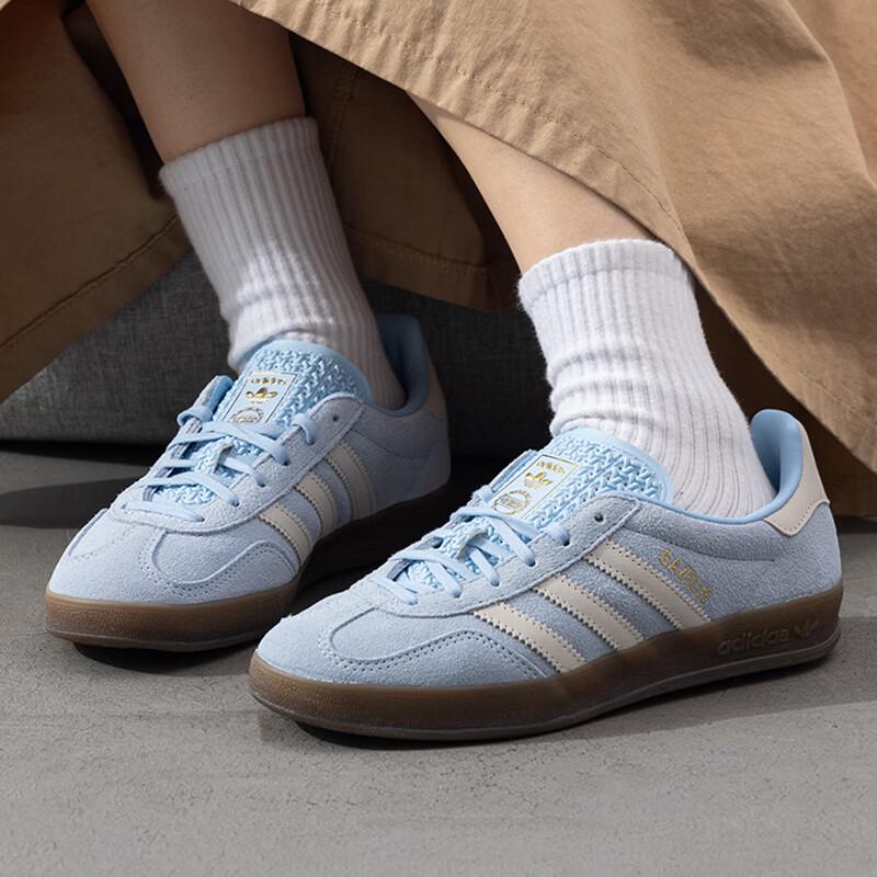 adidas Женские повседневные кроссовки JI2717