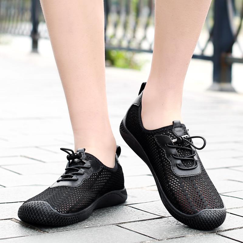 Модная мужская повседневная обувь, черные легкие кроссовки, летние мужские туфли для активного отдыха, классические дышащие мягкие прогулочные туфли, мужские мокасины