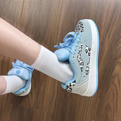 Кампус стиль хлебные туфли поток 2025 весна новый студент повседневные платформа скейтборд обувь