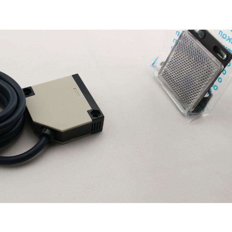 Оптический индуктивный датчик Huguang A3G-2MR с отражающей обратной связью