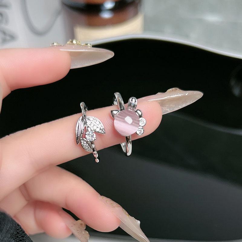 Cute palm personality unique pink cute opal design ring female simple leaf niche light luxury ring tide