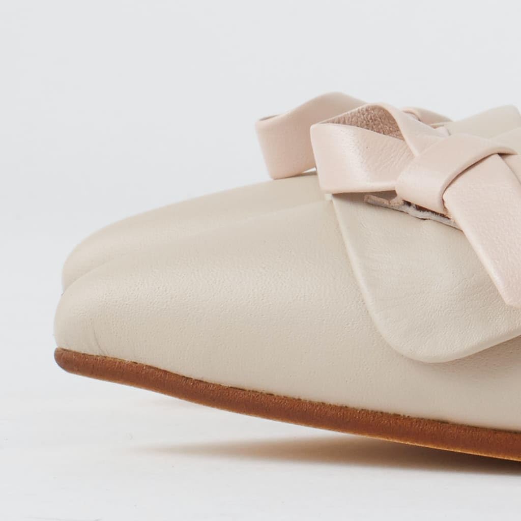 Туфли-лодочки на низком каблуке, модель 110125100008 [Diana], Япония, бежевый, 22.0см,