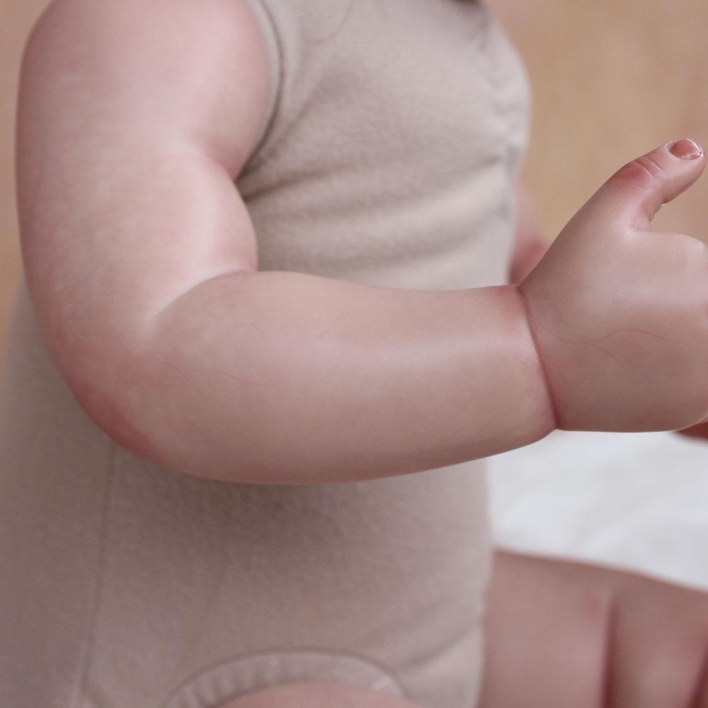 Мягкая силиконовая игрушка Reborn для девочек с 3D-краской, реалистичная 55 см, улыбающаяся принцесса для малышей Bebe, художественная кукла с венами, игровой домик