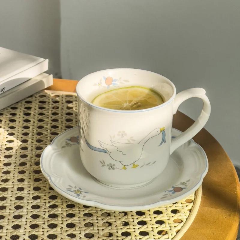 1set Swan Ceramic Coffee Cup and Saucer Set Afternoon Tea Tableware Mug Dessert Plate Kitchen Mug Ceramic Cup Spoon-Free