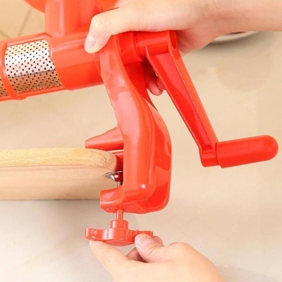 1 Pcs New Kitchen Gadgets Multi-function Hand-shake Safe Tomato Juice Producer Kitchen Home Cooking Appliances DIY Tomato Press